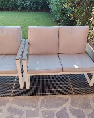 Divanetto da giardino