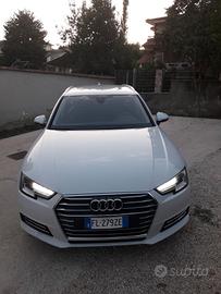 Audi A4 Avant 2.0 TDI 150 CV fine 017