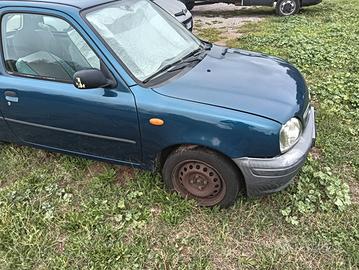 Nissan Micra pezzi ricambio