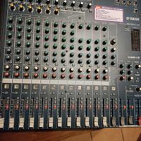 mixer Yamaha 16 canali