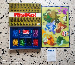 VECCHIO GIOCO IN SCATOLA RISIKO ANNI '80 EG