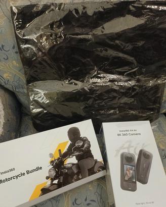 Insta360 X4 Air Pack Starter + Bundle Motorcycle