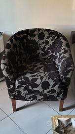 DUE POLTRONE IN TESSUTO