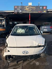 Hyundai i10 1.0 GPL sinistrato - 2021