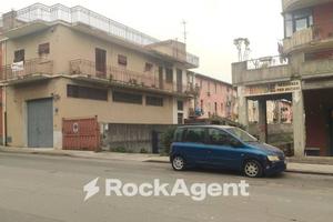 GARAGE CIRCA 40 MQ - VIALE LIBERTÀ - GIARRE