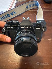 Fotocamera analogica Yashica FX-3 super