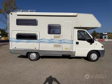 CAMPER AUTO ROLLER 6 POSTI FIAT 1.9 TD ANNO 2000