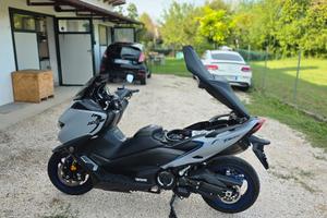 tmax 560 2021