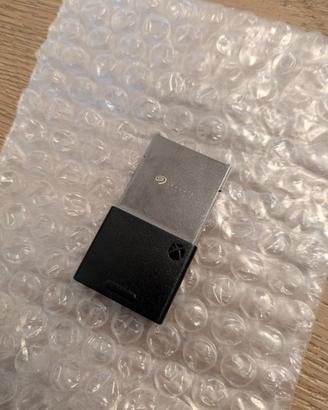 espansione memoria 1 tb console xbox seagate ssd