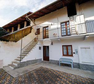 CASA SEMINDIPENDENTE A RIVAROLO CANAVESE