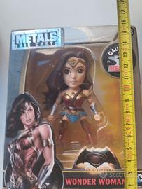 wonder woman metal die cast