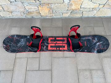 SNOWBOARD DC FOCUS + ATTACCHI UNION FLITE PRO