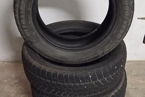 N.4 Gomme Goodyear Ultragrip M+S 215/60 R17