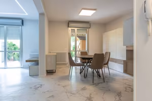 Appartamento di 165 m² con 5 locali e box auto dop