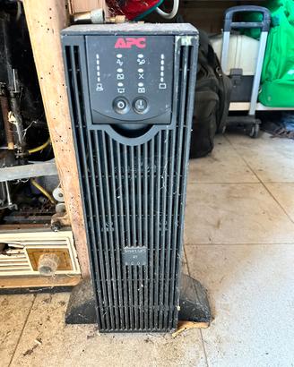 APC Smart UPS SRT 6000 gruppo di continuità