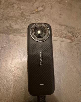 Insta360 x4 con scatola e garanzia