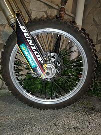 Cerchi cross con impianto anteriore