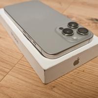 iPhone 16 pro max 256 con care refresh 