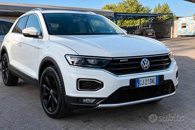 Volkswagen T-Roc 2.0 TDI SCR 4MOTION Advanced Blue