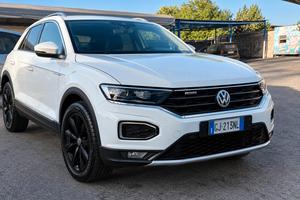 Volkswagen T-Roc 2.0 TDI SCR 4MOTION Advanced Blue