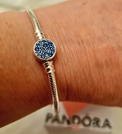 Bracciale Pandora Moments con Chiusura a disco blu