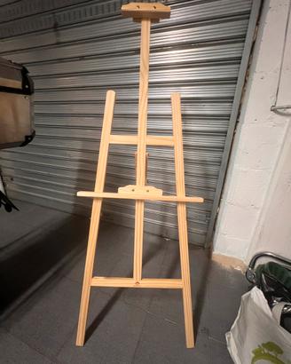 Cavalletto in legno per quadri