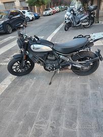 ducati scramber icon dark 800 2020