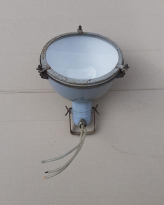 Lampade industriali d'epoca