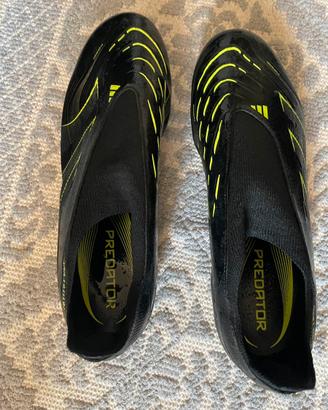 Scarpe da calcio Adidas Predator