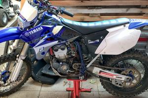 Yamaha WRF 250 4t permuto con 2t