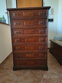 Cassettiera ìn legno 
