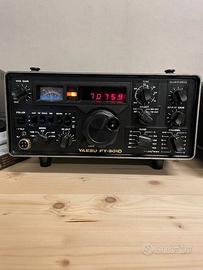 Yaesu FT301D