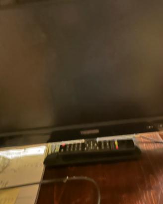 TV THOMSON 25” con telecomando