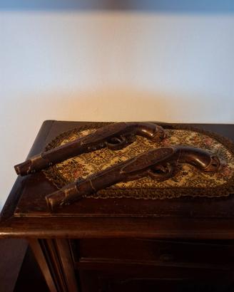 Riproduzioni di Pistole Intarsiate Vintage 