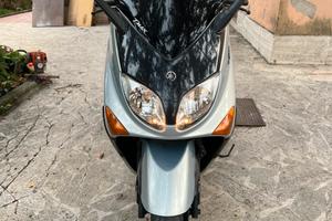 Yamaha t max 500