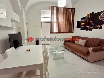 Via Garibaldi - 2 Vani Ristrutturato e Arredato