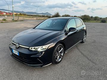 Volkswagen Golf 8 1.5 TSI 150 CV R-Line