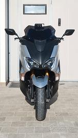 T - MAX 530 SPORT EDITION
