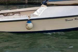 Cofano Bora in vetro resina