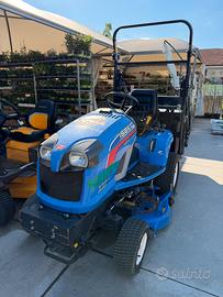 Trattorino tagliaerba ISEKI SXG323 usato