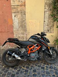 KTM Duke 390 2023
