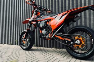 KTM 125