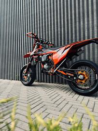 KTM 125