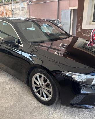 MERCEDES - Classe A - A 180 d Automatic Sport