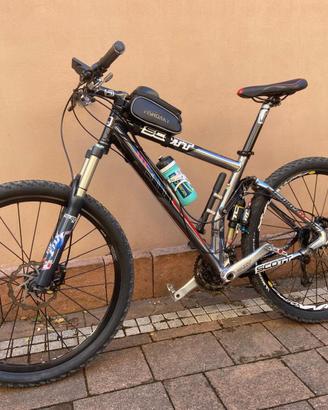 Bici Scott m30