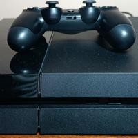 PS4 CUH1004A + 1 controller 