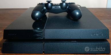 PS4 CUH1004A + 1 controller 