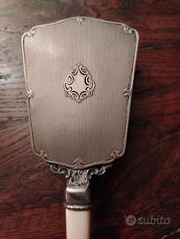 Antica spazzola da pettiniera, argento 800