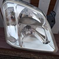 Faro fanale proiettore anteriore Opel Meriva A