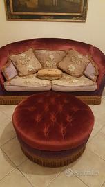 Divano 3 posti con pouf